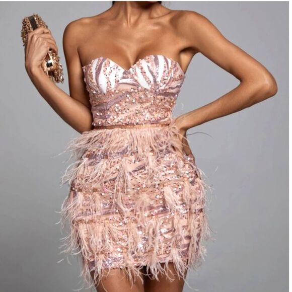 bella barnett Dresses & Skirts - Bella Barnett Lalia Small Pink Sequin Feathers Mini Prom Party Dress Valentine's